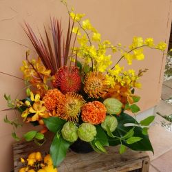 秋の生花アレンジメント（5,500円）